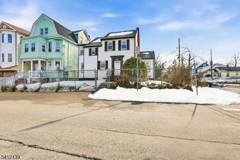 72 Lindsley Ave, Newark, NJ 07106 - #2