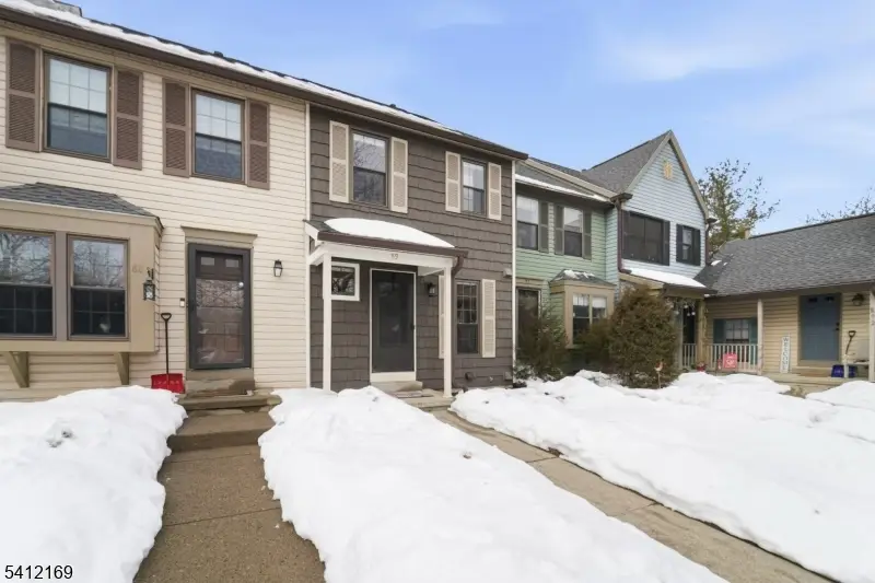 89 Wood Duck Ct, Allamuchy, NJ 07840 - #2