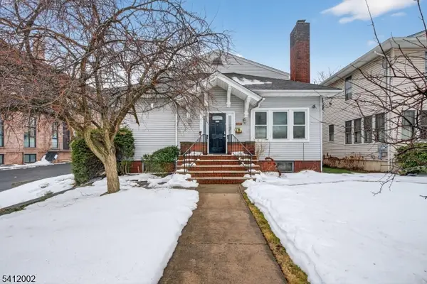 29 Temple Pl, Passaic City, NJ 07055