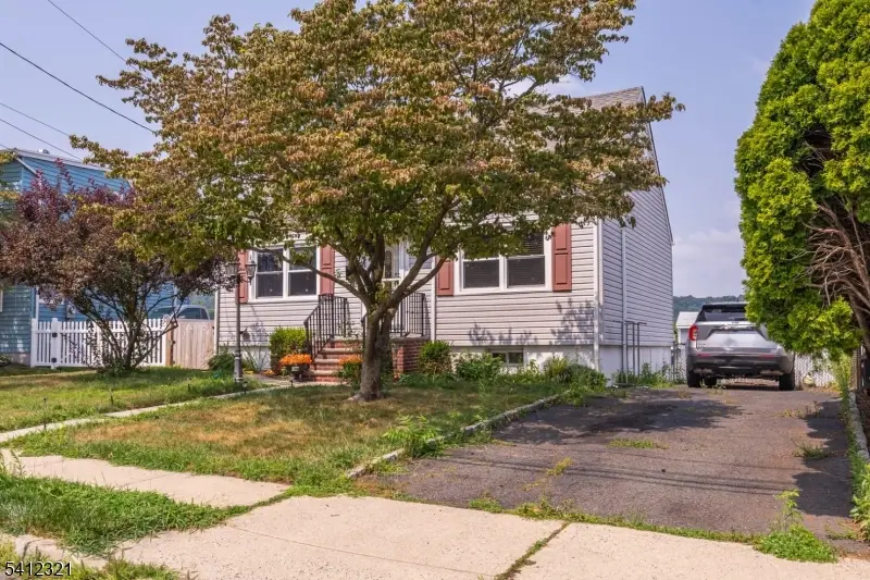 26 Edward Ct, Clifton, NJ 07011 - #2