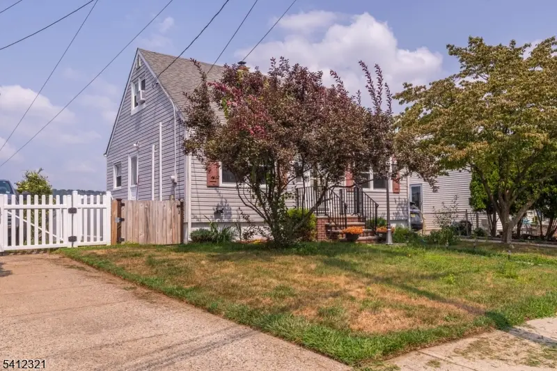 26 Edward Ct, Clifton, NJ 07011 - #3