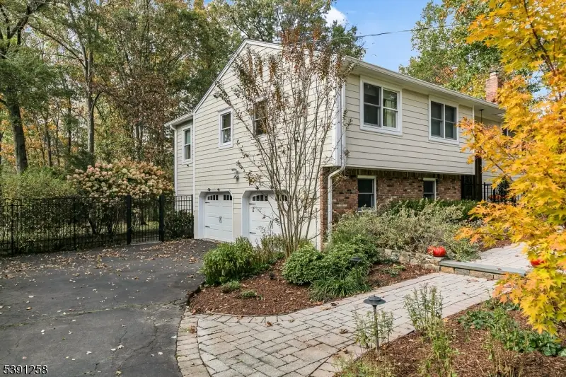 36 Debra Ln, Lyons, NJ 07920 - #3