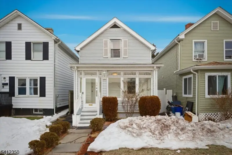 16 Steiner Pl, North Plainfield, NJ 07060 - #1