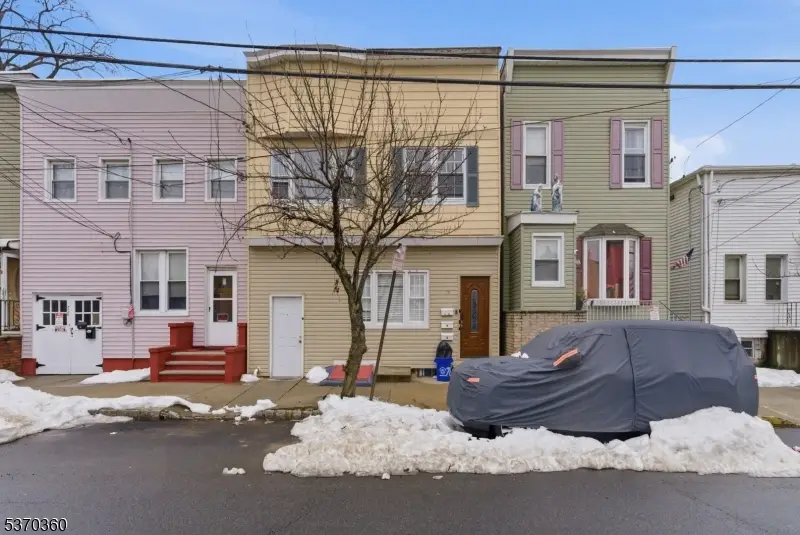 76 Heckel St, Silver Lake, NJ 07109 - #1