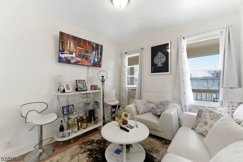 76 Heckel St, Silver Lake, NJ 07109 - #2