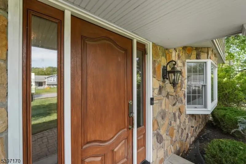 11 Merlin Pl, Montville, NJ 07058 - #3