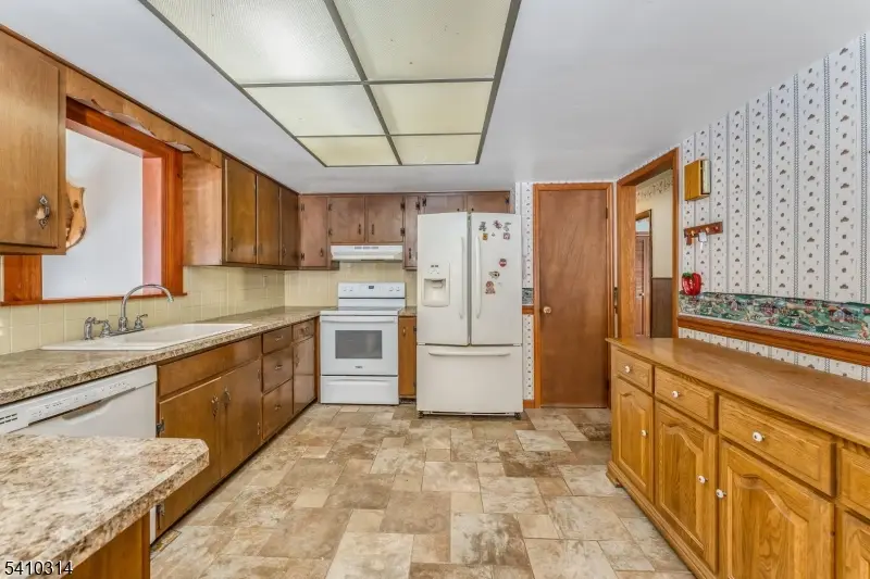 252 Mountain View Road, Franklin, NJ 08802 - #2