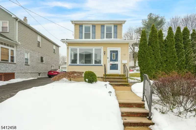 31 Emily Ave, Nutley, NJ 07110 - #1