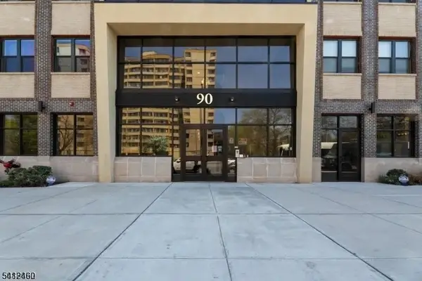 90 Clinton Ave #206, Newark City, NJ 07114