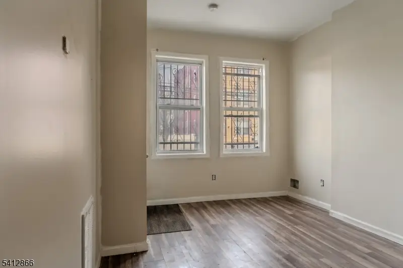 324A 14th Ave, Newark, NJ 07103 - #1