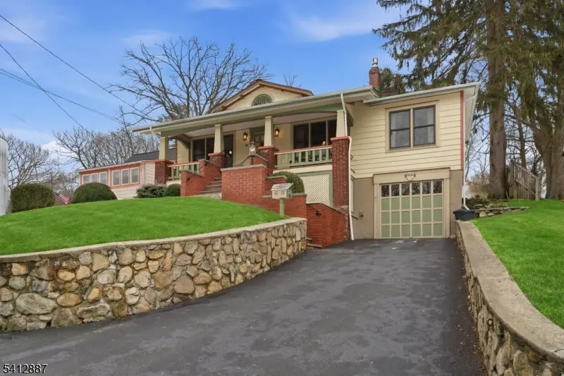 10 Hilltop Trl, Lake Mohawk, NJ 07871 - #3