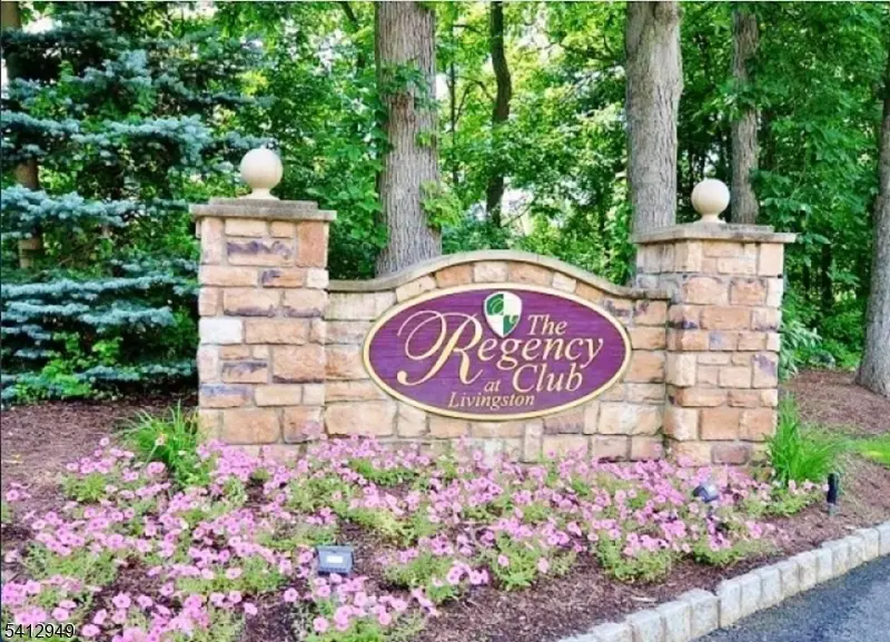 317 Kensington Ln, Livingston, NJ 07039 - #3