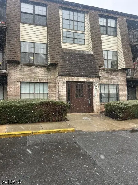 660-672 N Broad St #1C, Elizabeth, NJ 07208 - #2