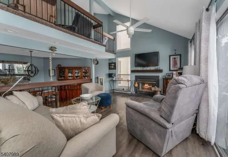 275 Crabtree Ct, Bernards, NJ 07920 - #2