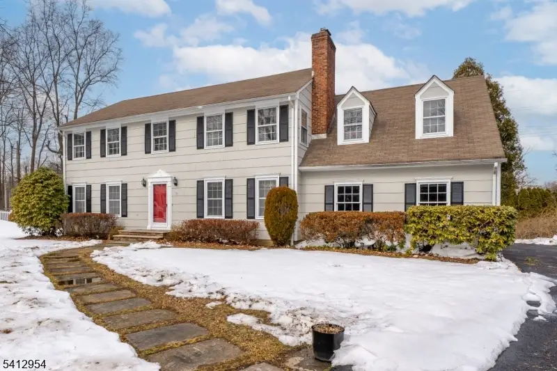 15 Alison Ct, New Providence, NJ 07974 - #3