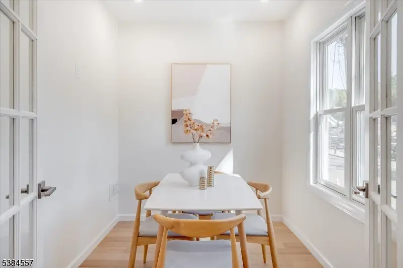 5 Brookside Drive, Millburn, NJ 07041 - #3