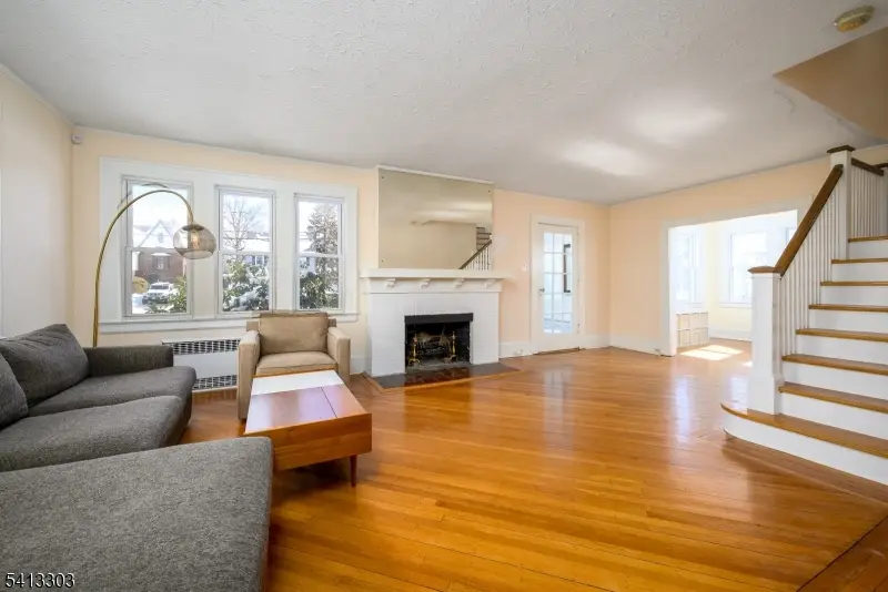 29 S Mountain Rd, Millburn, NJ 07041 - #3