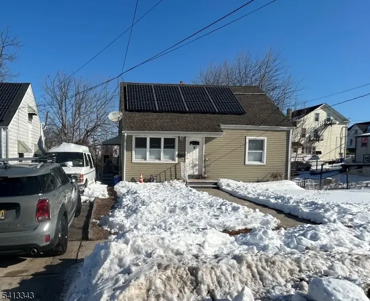 131 Comstock St, New Brunswick, NJ 08901 - #1