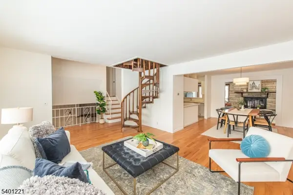 27 Balston Dr, Verona Twp., NJ 07044