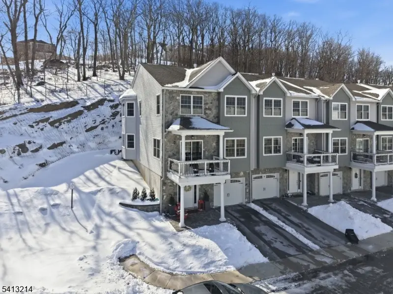 71 Halina Ln, Butler, NJ 07405 - #3