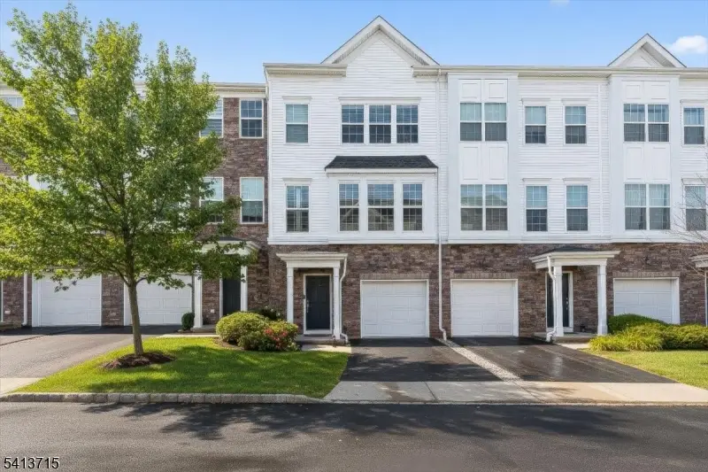 303 Saratoga Ct, Branchburg, NJ 08876 - #1