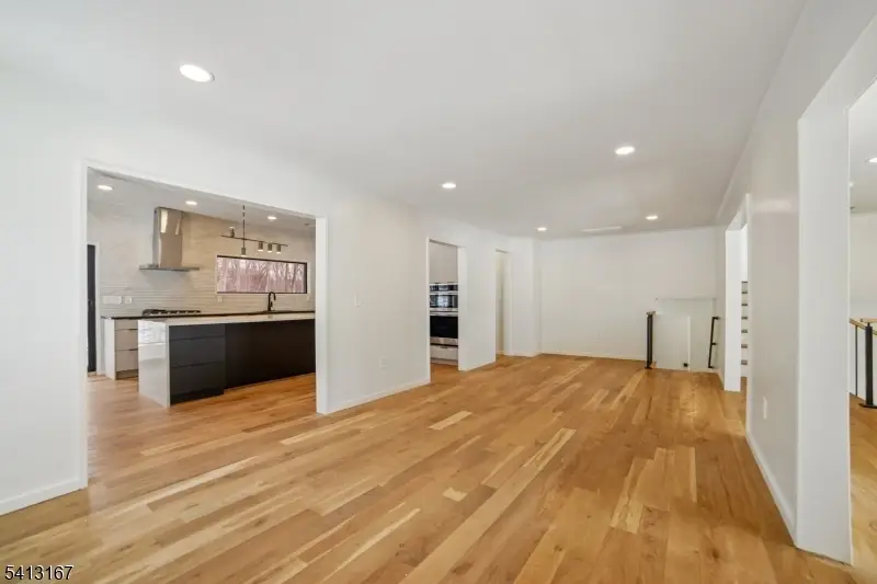 156 Park Rd, Parsippany Troy Hills, NJ 07054 - #3