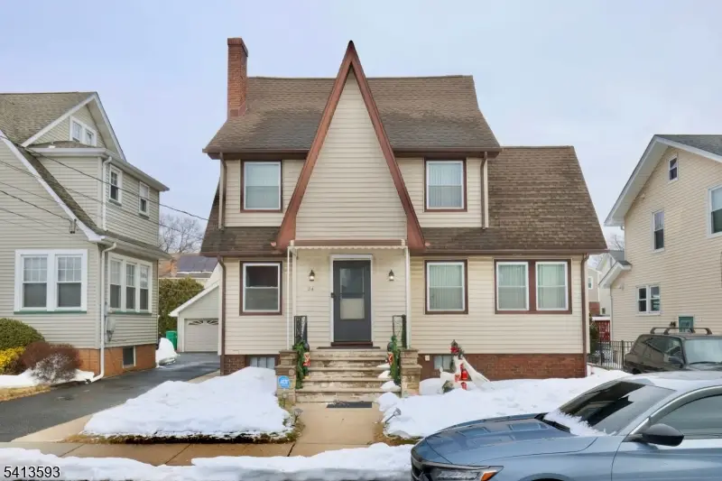 24 Hewitt Ave, Belleville, NJ 07109 - #1