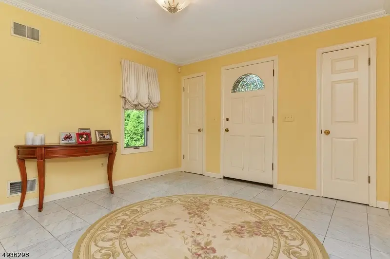 25 Bedford Rd, Summit, NJ 07901 - #2