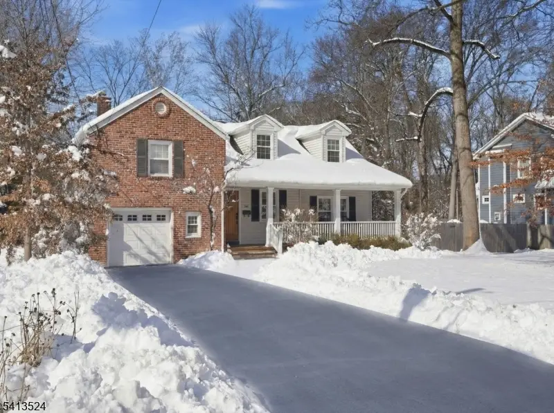 941 Harding St, Westfield, NJ 07090 - #1