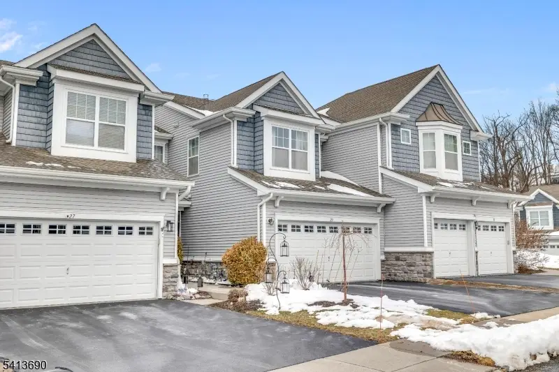 29 Blazingstar Way, Allamuchy, NJ 07840 - #2