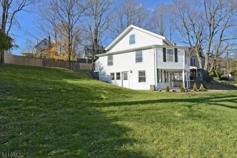 39 Harrison St, Sussex, NJ 07461 - #1