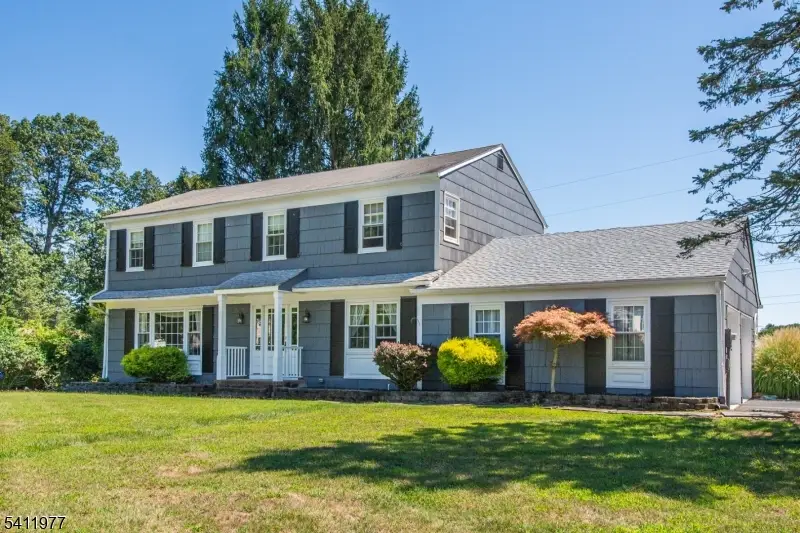 36 Flintlock Dr, Washington, NJ 07853 - #2