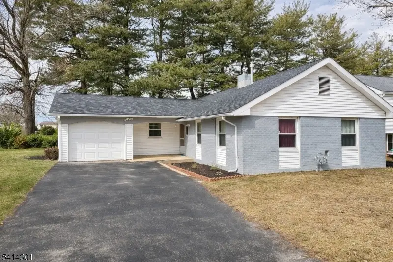 1 Montclair Ln, Willingboro, NJ 08046 - #1