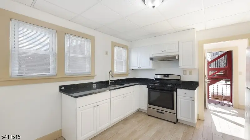 314 South Ave E #2, Westfield, NJ 07090 - #3