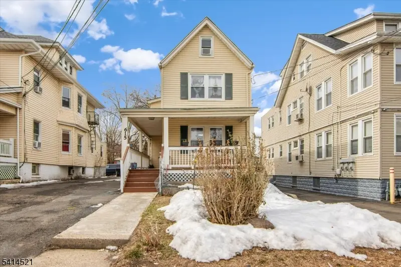 611 Stuyvesant Ave, Irvington, NJ 07111 - #1