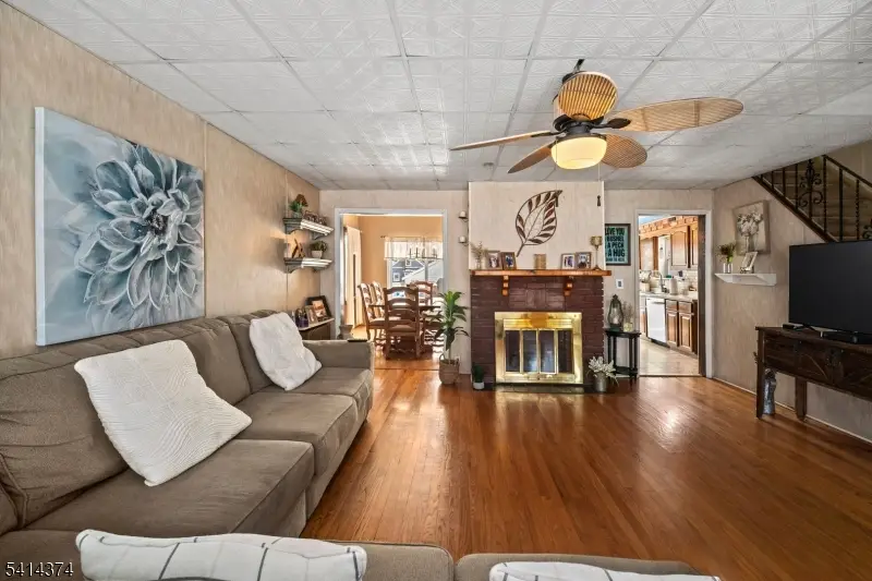 200 Page Ave, Lyndhurst, NJ 07071 - #3