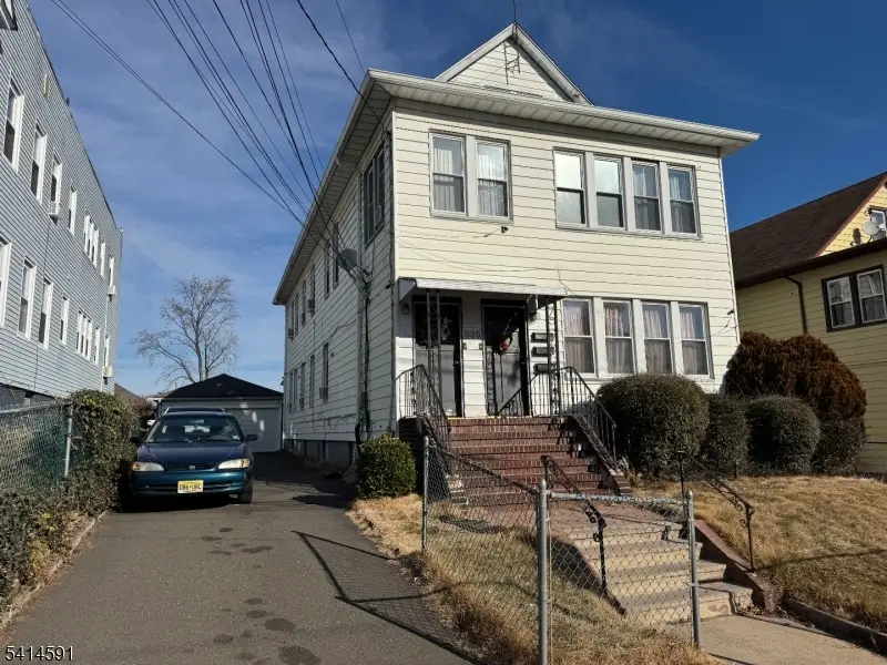 533 11th Ave, Paterson, NJ 07514 - #1