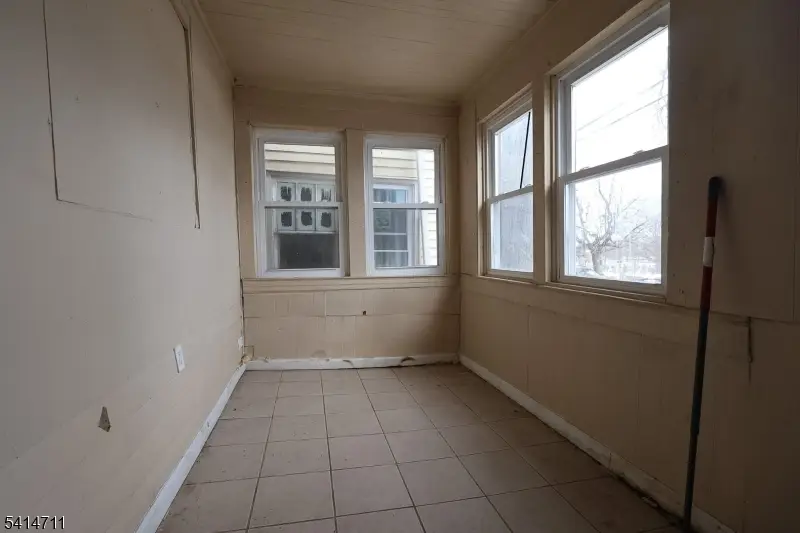 273 S 18th St, Newark, NJ 07103 - #3