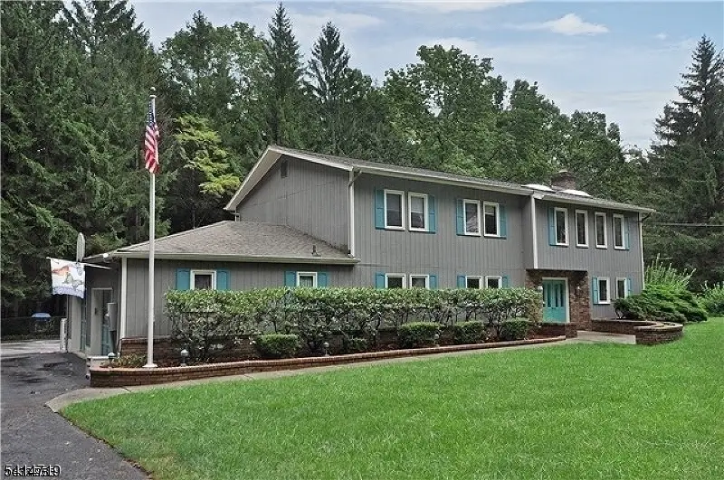 181 Center Grove Rd, Randolph, NJ 07869 - #1