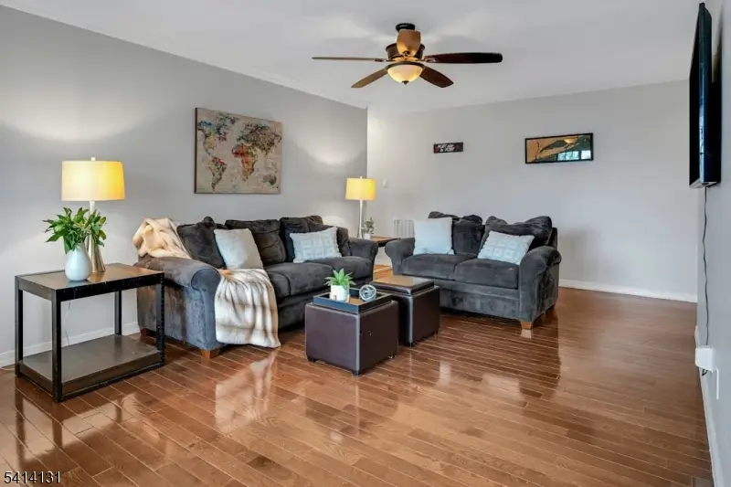 2 Foxwood Dr #E, Morris Plains, NJ 07950 - #3