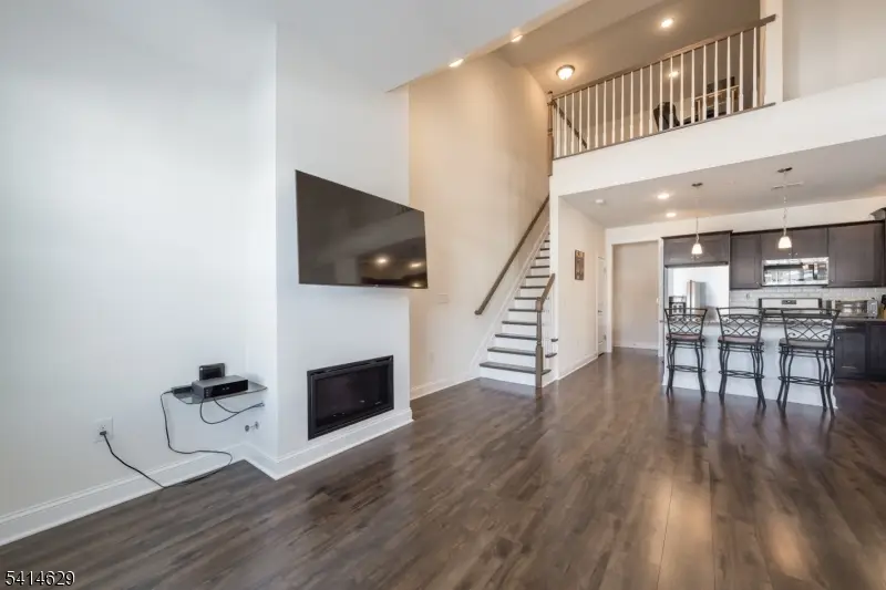 104 Autumn Ct, Great Notch, NJ 07424 - #3