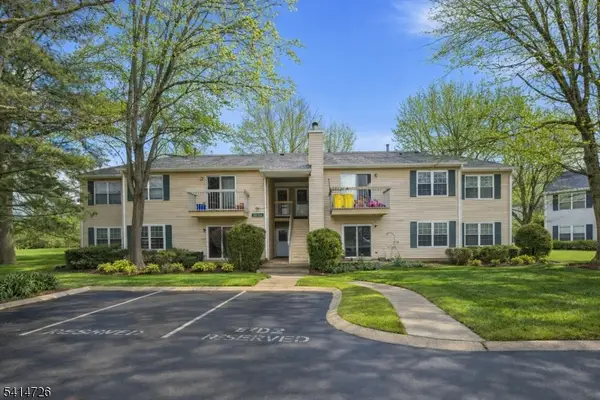 115 Applegate Ln, East Brunswick Twp., NJ 08816