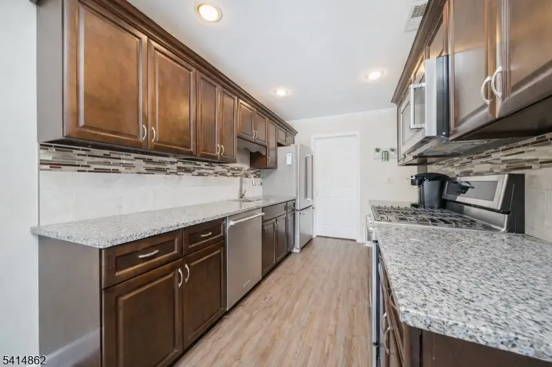 3 Park Edge Ondo, Berkeley Heights, NJ 07922 - #2