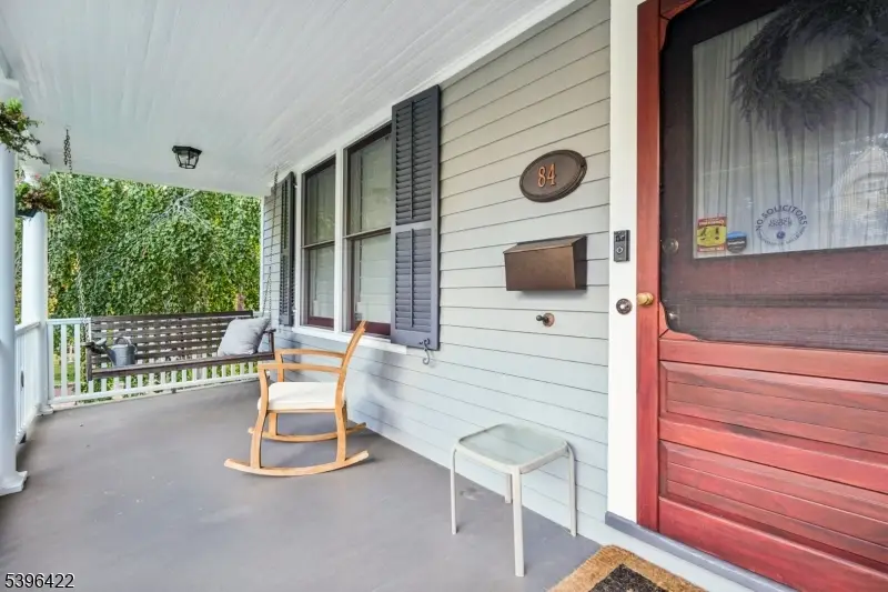 84 Cedar St, Millburn, NJ 07041 - #2