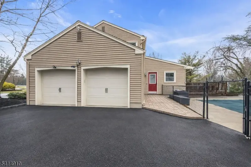 5 Walnut Grove Rd, Blackwells Mills, NJ 08844 - #3