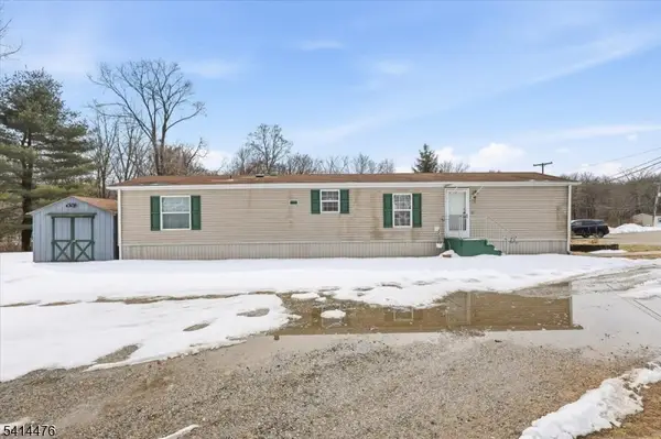 28 Daniel Lane, Rockaway Boro, NJ 07866