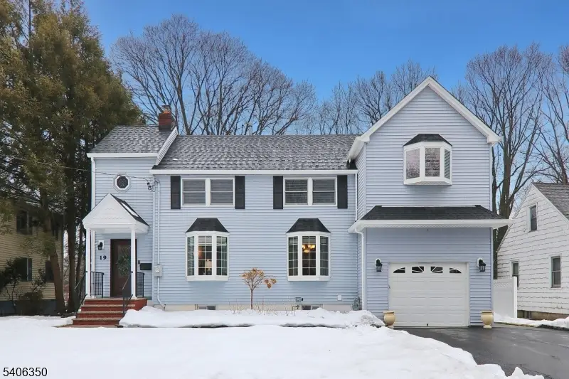 19 Munsee Dr, Cranford, NJ 07016 - #2