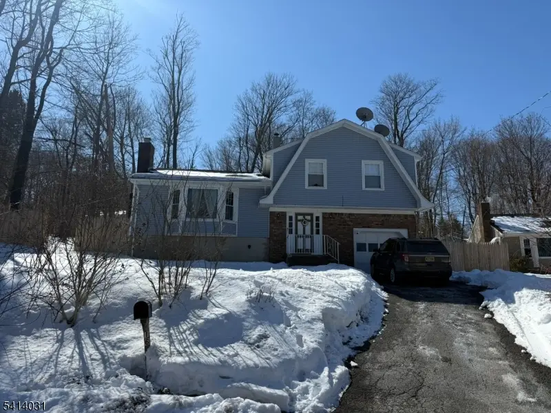 16 Woodland Trl, Sparta, NJ 07871 - #1