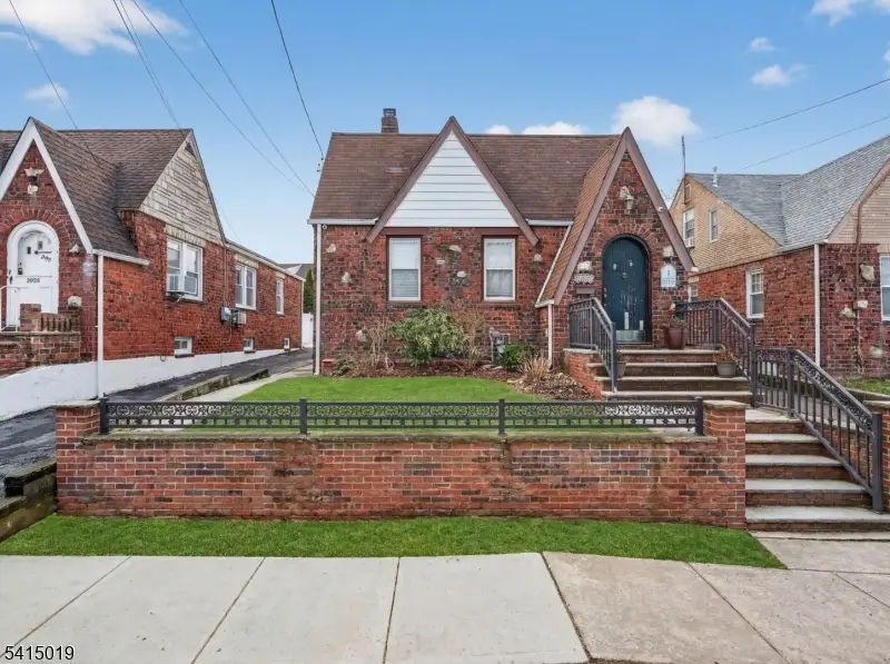 2096 Lentz Ave, Union, NJ 07083 - #2