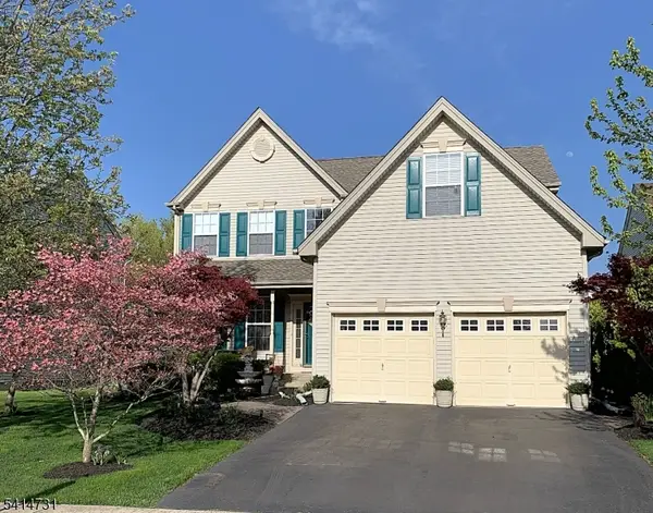 8 Schaal St, Bridgewater Twp., NJ 08807